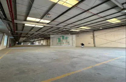 Warehouse - Studio for sale in Dubai Investment Park (DIP) - Dubai