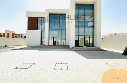 Villa - 5 Bedrooms - 7 Bathrooms for rent in Um Nahad Third - Dubai Land - Dubai