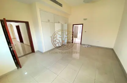 Villa - 4 Bedrooms - 4 Bathrooms for rent in Al Safa 2 - Al Safa - Dubai