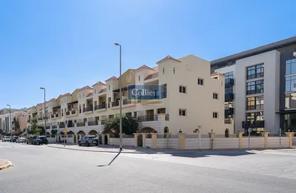 Villa - 4 Bedrooms - 5 Bathrooms for sale in Valencia Park - Jumeirah Village Circle - Dubai