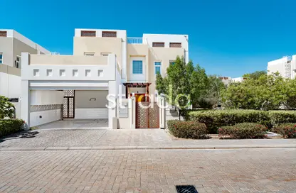 Villa - 4 Bedrooms - 4 Bathrooms for rent in Rahat - Mudon - Dubai