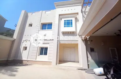 Villa - Studio - 6 Bathrooms for rent in The Marina - Abu Dhabi