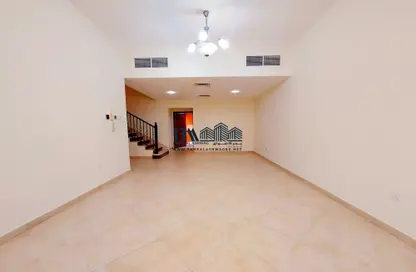 Villa - 3 Bedrooms - 4 Bathrooms for rent in Abu Hail Road - Abu Hail - Deira - Dubai