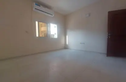 Apartment - 1 Bedroom - 1 Bathroom for rent in Fire Station Road - Muwaileh - Sharjah