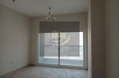 Apartment - 2 Bedrooms - 3 Bathrooms for rent in Gulf Tower - Emirates City - Ajman