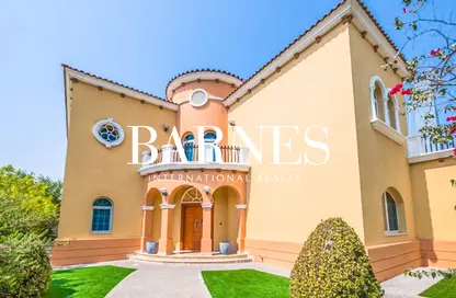 Villa - 5 Bedrooms - 6 Bathrooms for rent in Legacy - Jumeirah Park - Dubai