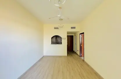 Apartment - 1 Bedroom - 2 Bathrooms for rent in University View - Dubai Silicon Oasis - Dubai