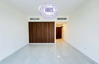 Apartment - 2 Bedrooms - 3 Bathrooms for rent in Al Karama - Dubai