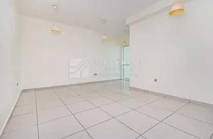 Apartment - 1 Bedroom - 2 Bathrooms for rent in Marina Pinnacle - Dubai Marina - Dubai