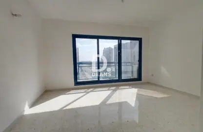 Apartment - 3 Bedrooms - 4 Bathrooms for rent in Hazaa Bin Zayed the First Street - Al Nahyan Camp - Abu Dhabi