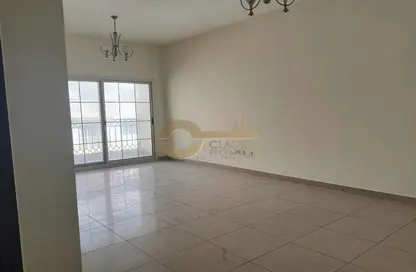 Apartment - 1 Bedroom - 2 Bathrooms for rent in Royal Residence - CBD (Central Business District) - International City - Dubai