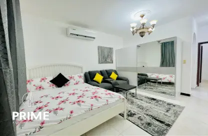 Apartment - 1 Bathroom for rent in Al Dhafrah Street - Al Mushrif - Abu Dhabi