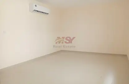 Apartment - 1 Bedroom - 2 Bathrooms for rent in Al Jurf Industrial 3 - Al Jurf Industrial - Ajman