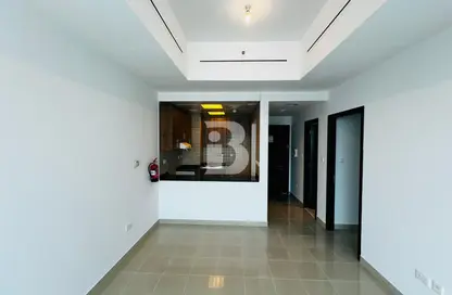 Apartment - 2 Bedrooms - 2 Bathrooms for rent in Sama Tower - Electra Street - Abu Dhabi