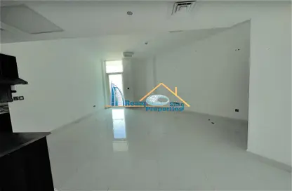 Apartment - 1 Bathroom for rent in Arabian Gate - Dubai Silicon Oasis - Dubai