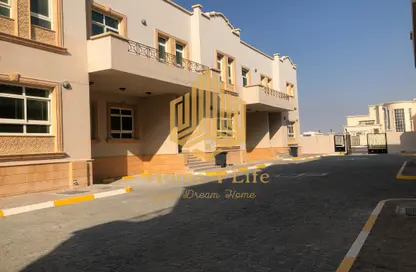 Villa - 5 Bedrooms - 6 Bathrooms for rent in Khalifa City - Abu Dhabi