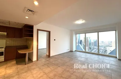 Apartment - 1 Bedroom - 2 Bathrooms for rent in UP Tower - Sheikh Zayed Road - Dubai