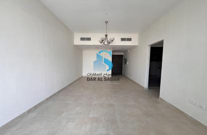 Apartment - 1 Bedroom - 2 Bathrooms for rent in Taliatela Street - Al Nahda - Sharjah