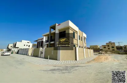 Villa - 5 Bedrooms - 7 Bathrooms for sale in Al Yasmeen 1 - Al Yasmeen - Ajman