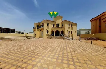 Villa - 5 Bedrooms - 6 Bathrooms for rent in Shakhbout City - Abu Dhabi