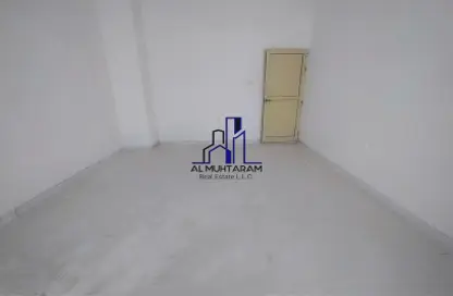 Shop - Studio - 1 Bathroom for rent in Fire Station Road - Muwaileh - Sharjah