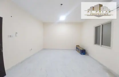 Villa - 5 Bedrooms - 4 Bathrooms for rent in Al Ghafeyah area - Sharjah