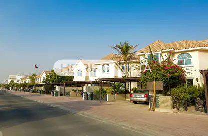 Villa - 4 Bedrooms - 5 Bathrooms for rent in Al Safa 2 Villas - Al Safa 2 - Al Safa - Dubai