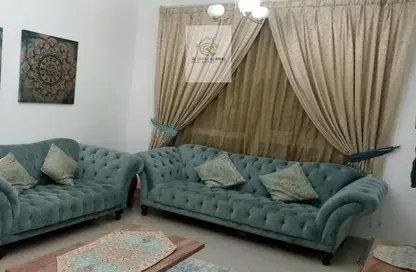 Apartment - 2 Bedrooms - 2 Bathrooms for rent in Al Khan - Sharjah