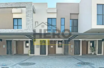 Townhouse - 2 Bedrooms - 3 Bathrooms for rent in Aldhay at Bloom Gardens - Bloom Gardens - Al Salam Street - Abu Dhabi