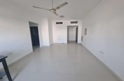 Apartment - 1 Bedroom - 2 Bathrooms for rent in Al Rashidiya 1 - Al Rashidiya - Ajman