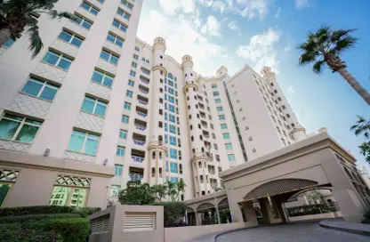 Apartment - 3 Bedrooms - 4 Bathrooms for sale in Al Khushkar - Shoreline Apartments - Palm Jumeirah - Dubai