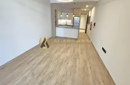 Apartment - 1 Bathroom for rent in Rokane G25 - Jumeirah Village Circle - Dubai