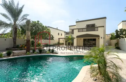 Villa - 4 Bedrooms - 5 Bathrooms for rent in Regional - Jumeirah Park - Dubai