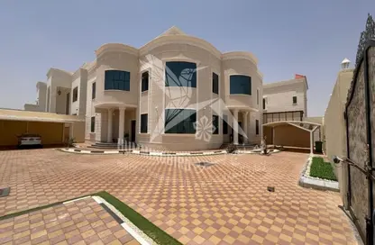 Villa - 7 Bedrooms for rent in Al Bateen - Al Ain