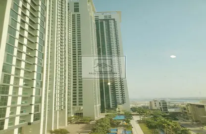 Apartment - 1 Bedroom - 2 Bathrooms for rent in Burooj Views - Marina Square - Al Reem Island - Abu Dhabi