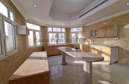 Apartment - 3 Bedrooms - 3 Bathrooms for rent in Complex 16 - Khalifa City - Abu Dhabi