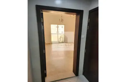 Apartment - 2 Bedrooms - 2 Bathrooms for rent in Al Jurf Industrial 3 - Al Jurf Industrial - Ajman