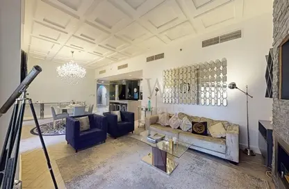 Apartment - 4 Bedrooms - 5 Bathrooms for rent in Shams 4 - Shams - Jumeirah Beach Residence - Dubai