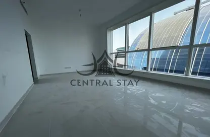 Apartment - 3 Bedrooms - 5 Bathrooms for rent in Hamdan Street - Abu Dhabi