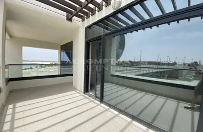 Townhouse - 3 Bedrooms - 4 Bathrooms for rent in C15 - Al Dana - Al Raha Beach - Abu Dhabi