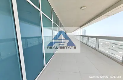 Apartment - 3 Bedrooms - 4 Bathrooms for rent in Al Ain Tower - Khalidiya Street - Al Khalidiya - Abu Dhabi