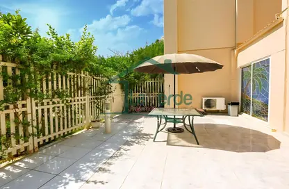 Villa - 4 Bedrooms - 5 Bathrooms for rent in Seashore - Rabdan - Abu Dhabi