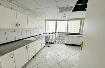 Apartment - 3 Bedrooms - 4 Bathrooms for rent in Babel Towers - Al Majaz 3 - Al Majaz - Sharjah