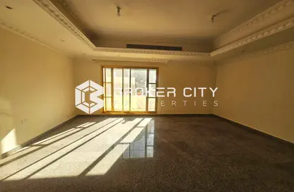 Apartment - 4 Bedrooms - 5 Bathrooms for rent in Muroor Area - Abu Dhabi