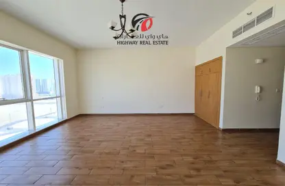 Apartment - 1 Bathroom for rent in Dubai Star Building - Al Nahda 1 - Al Nahda - Dubai