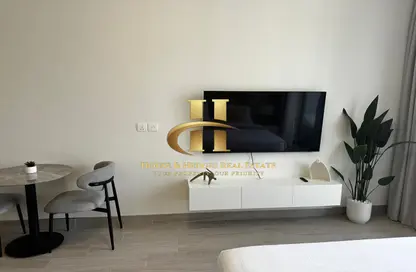 Apartment - Studio - 1 Bathroom for rent in Luma 22 - Jumeirah Village Circle - Dubai