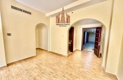 Apartment - 1 Bedroom - 2 Bathrooms for rent in Muwailih Building - Muwaileh - Sharjah