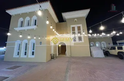 Villa - 4 Bedrooms - 5 Bathrooms for rent in Al Barsha South 1 - Al Barsha South - Al Barsha - Dubai