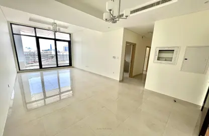 Apartment - 1 Bedroom - 2 Bathrooms for rent in Airport Road Area - Al Garhoud - Dubai