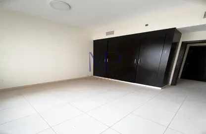 Apartment - 1 Bedroom - 2 Bathrooms for sale in Mazaya 12 - Queue Point - Dubai Land - Dubai